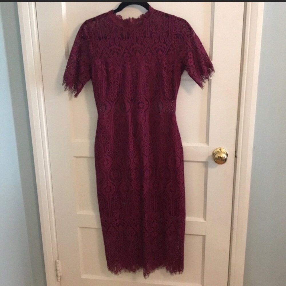 ISO Vici Collection Just Me Lace Midi Dress - M